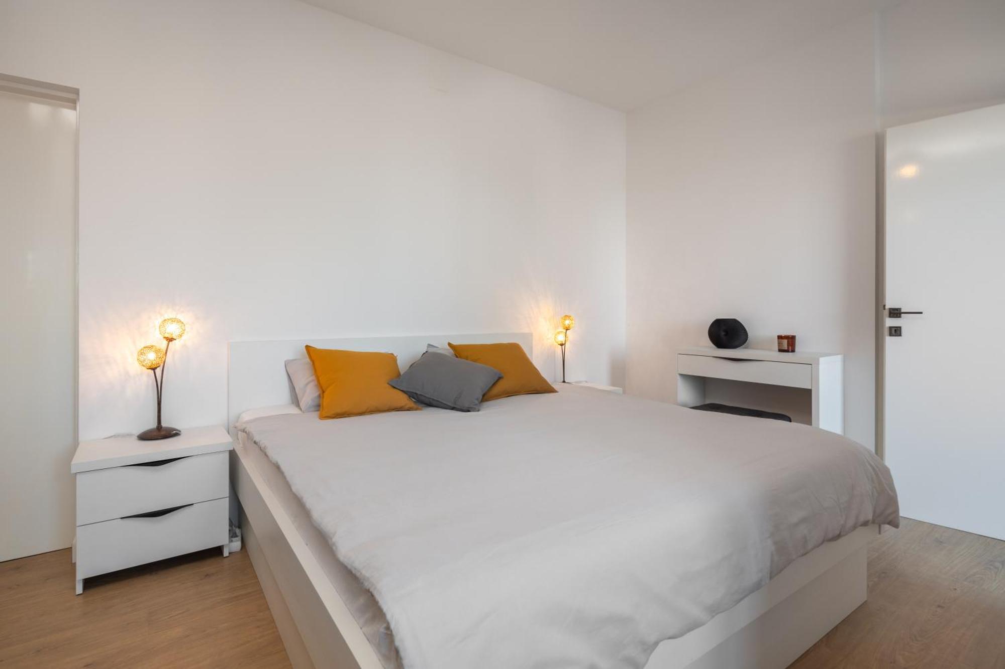 East Side Apartment Оміш Екстер'єр фото