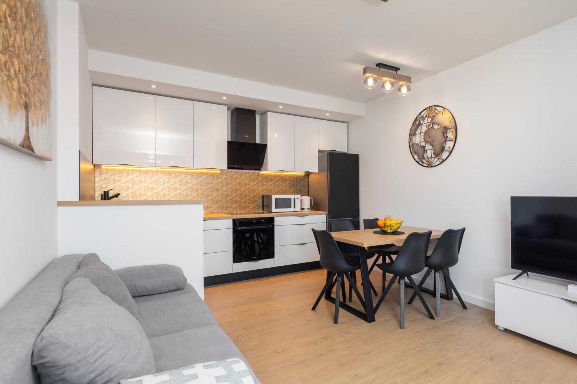 East Side Apartment Оміш Екстер'єр фото