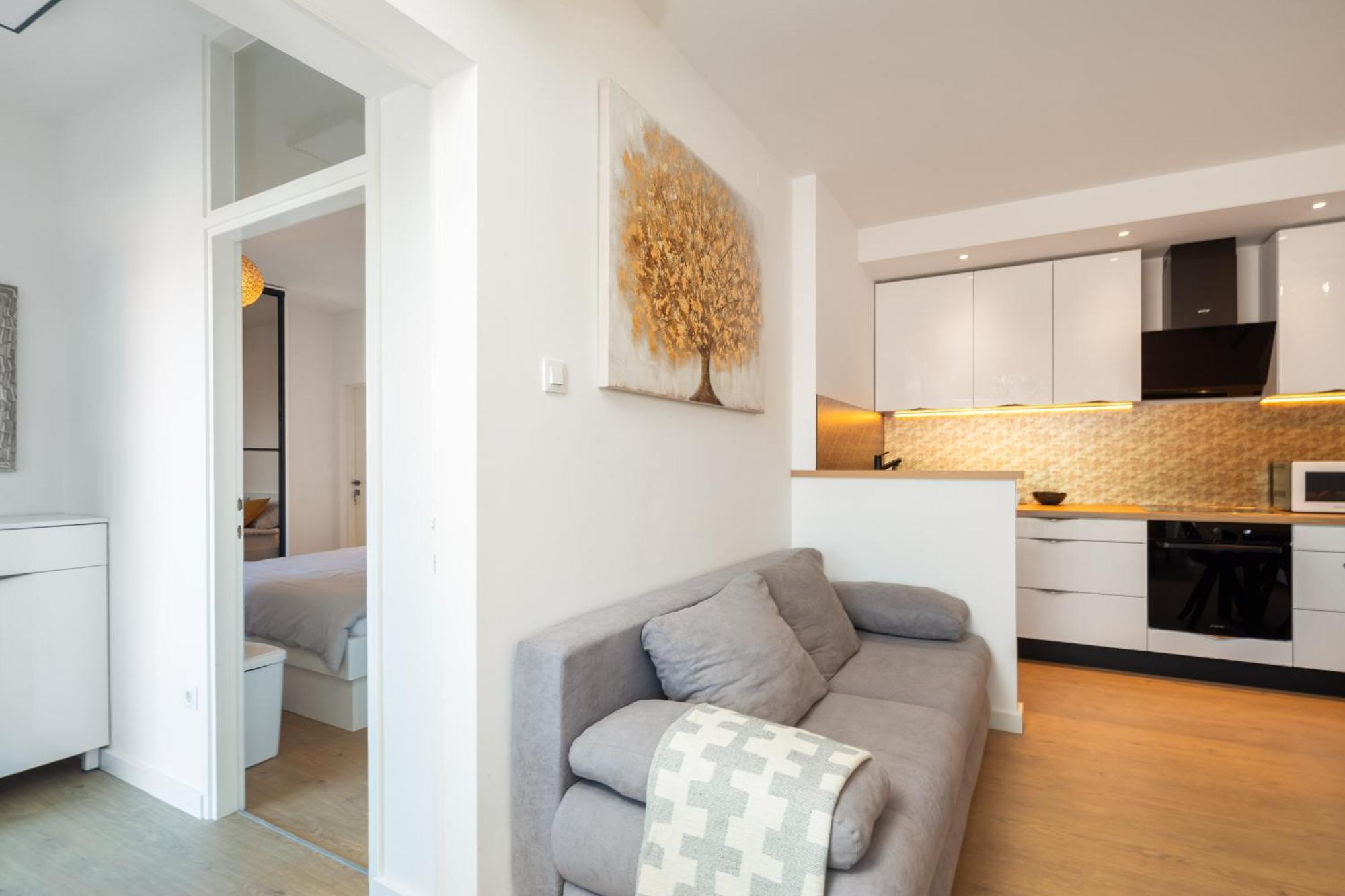 East Side Apartment Оміш Екстер'єр фото